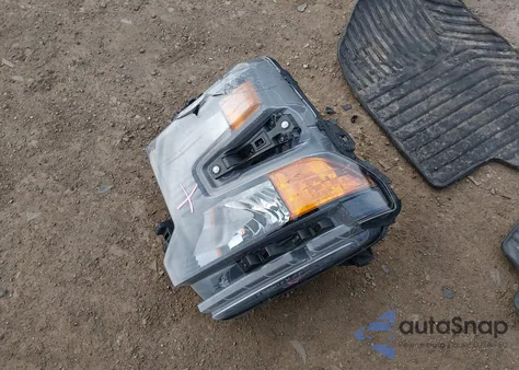 2023 Chevrolet Silverado 1500 2Wd Standard Bed Custom z USA, uszkodzony, nr VIN 1GCRABEK9PZ104826